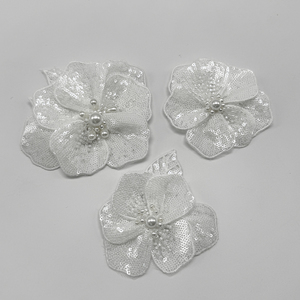 GCW-LQ059-1手工亮片和珍珠贴花3D花朵亮片补丁珠子缝制新娘婚纱贴花