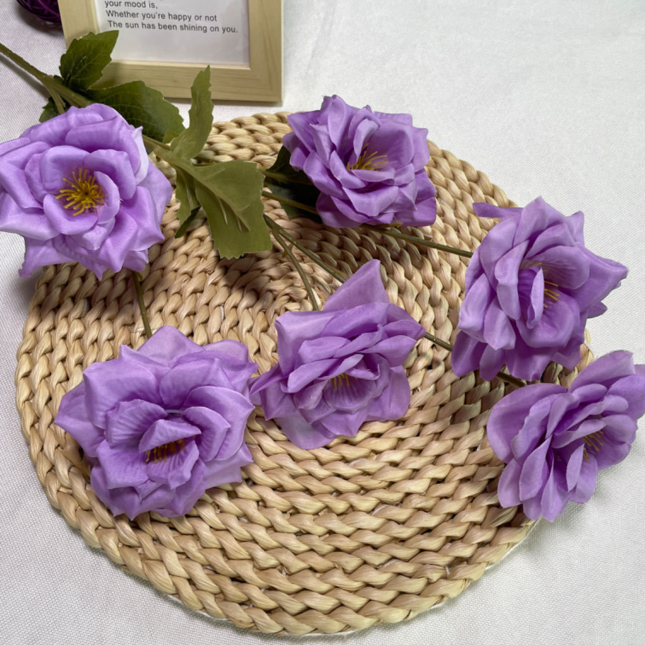 75cm(2.46ft)*40cm(1.31ft)*9cm(0.3ft)