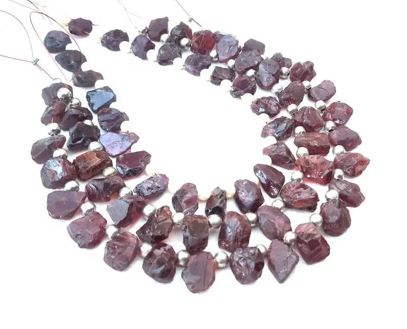 En kaliteli 21 parça Strand doğal Garnet taş düzensiz şekil kaba ocak Birthstone yapma takı boncuk