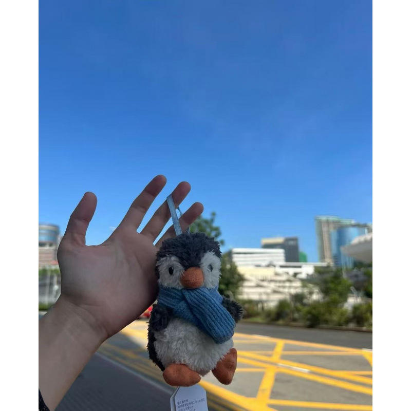 Scarf penguin pendant