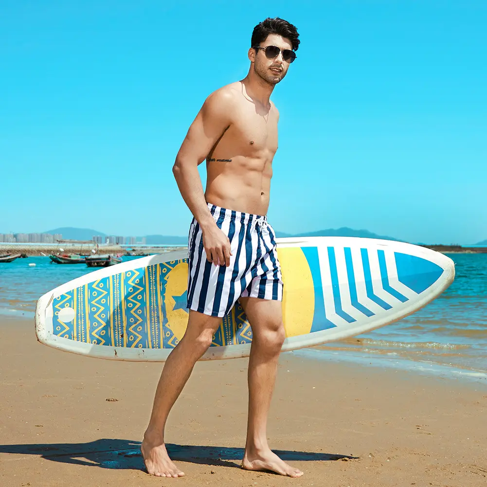 Maiô listrado masculino personalizado de alta qualidade para homens, roupa de banho para praia, shorts de praia, 2024
