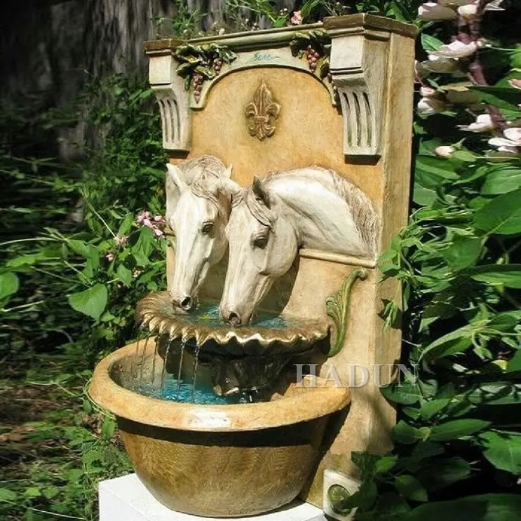 Fontana da parete in marmo con testa di cavallo in pietra intagliata a mano del fornitore della fabbrica in vendita