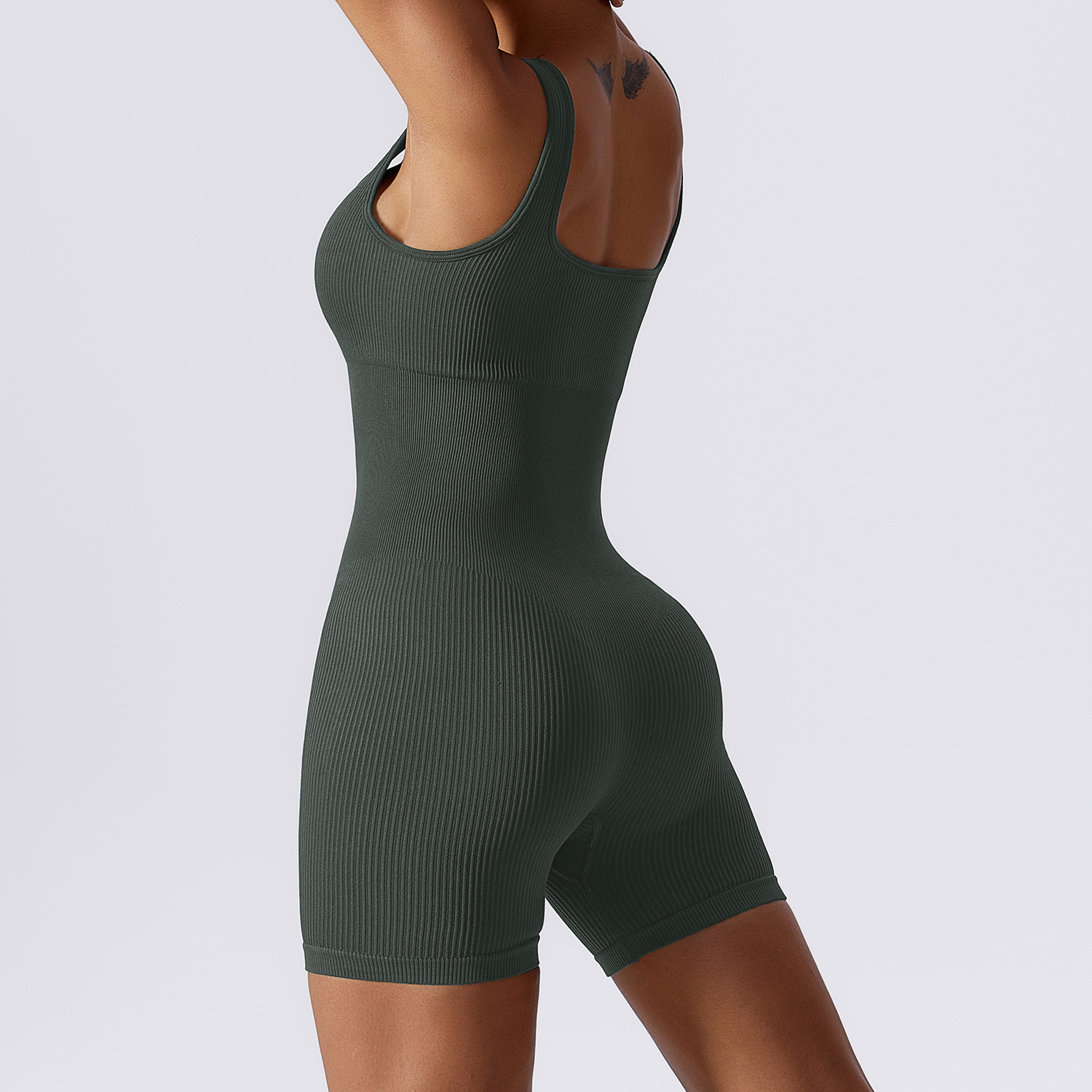 Vert olive