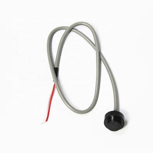 Magnetostrictive <strong>sensor</strong> compatible with <strong>ultrasonic</strong> transducer