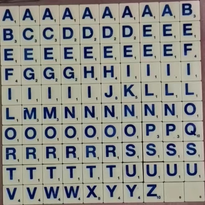 Letra inglesa beige 1,9 cm, 100 piezas