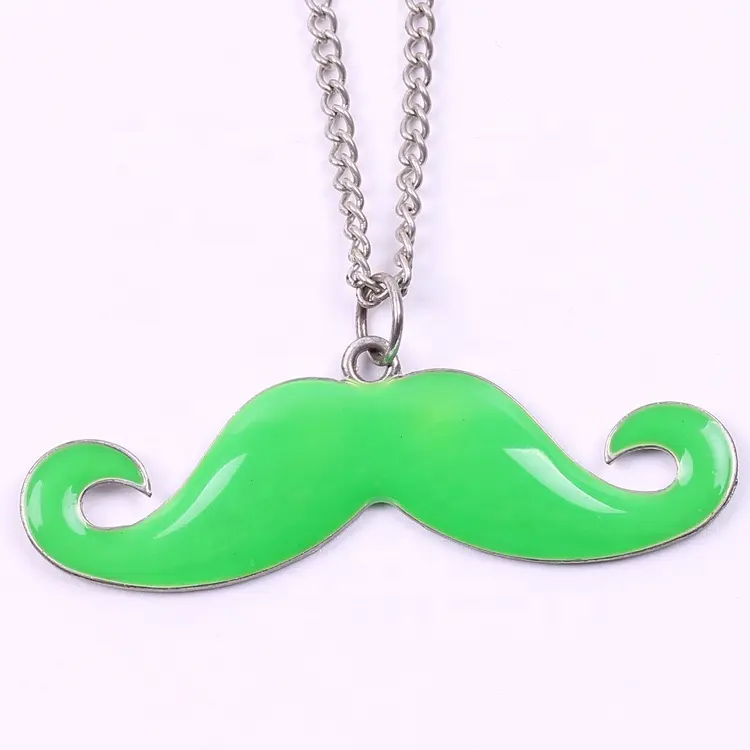 Unisex Fashionable Green Mustache Modelling Pendant Necklace for Christmas Engagement Wedding or Party Gift