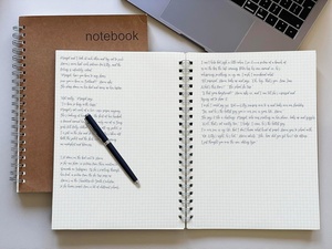 Le Vent, paquete de 2, papel de rejilla A4, cuaderno espiral grande, 8,5x11 pulgadas, 100gsm, gráfico cuadrado grueso, cuádruple, 200 páginas, cuero plano - Product Image 5