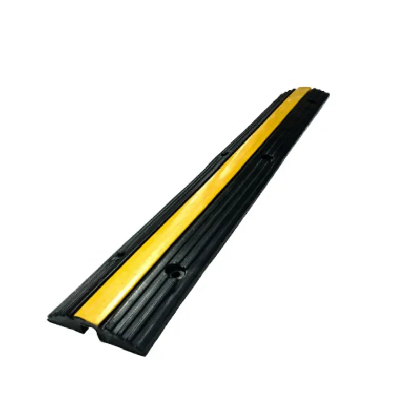 New Arrive OEM Factory Solid Recycled Rubber Yellow Black Speed Hump Cable Protector Bump