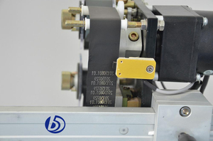 Codificador de cinta de estampado en caliente, Controlador neumático con máquina de embalaje de cilindro de alta precisión, codificadores, máquina de codificación neumática - Product Image 3