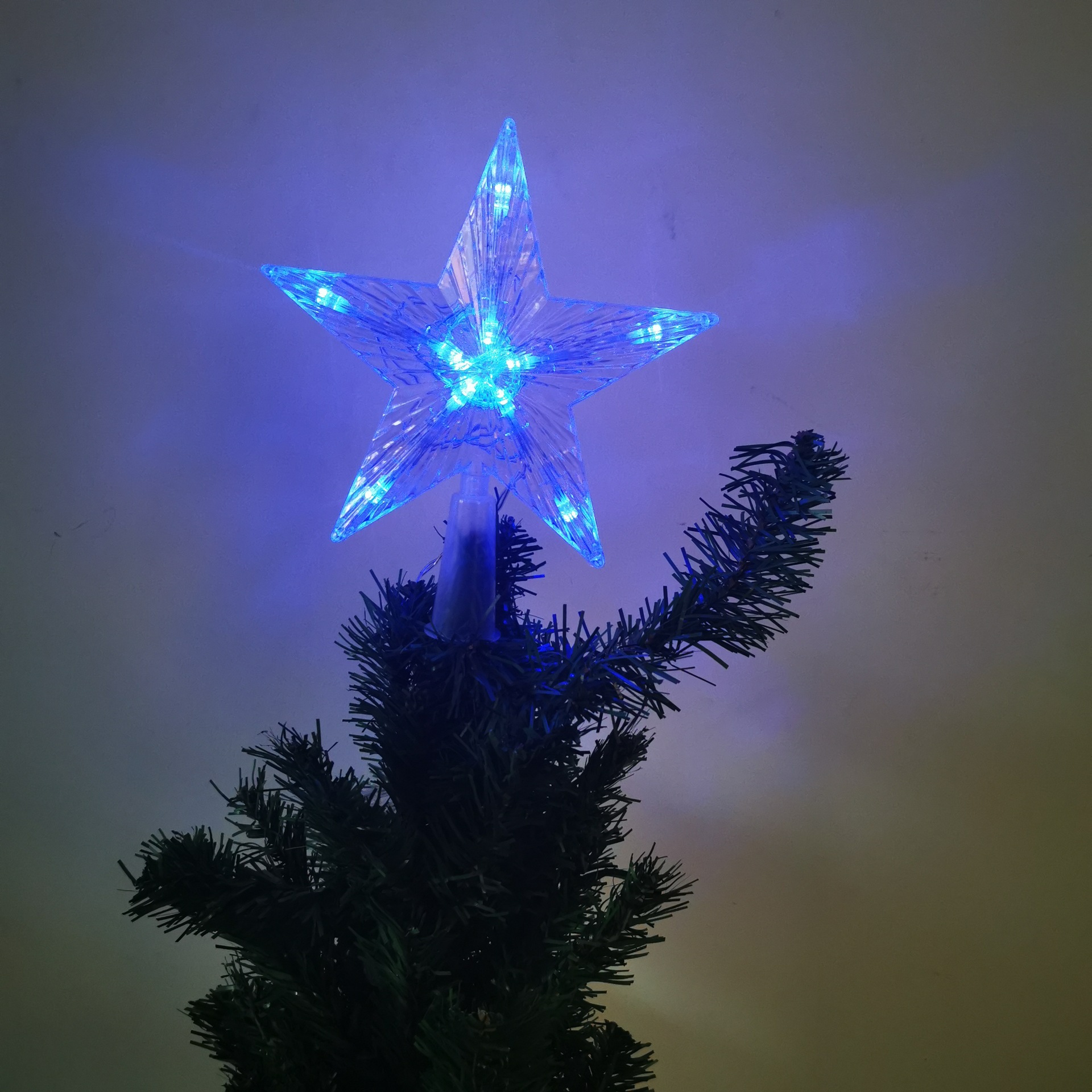 Modèle bleu à 30 LED, grande autonomie et fonction flash.