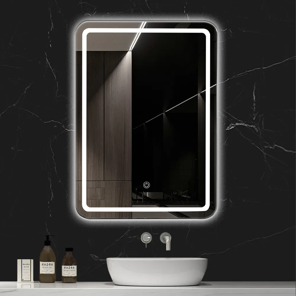 Il Touch Screen retroilluminato rettangolo del venditore caldo ha condotto lo specchio principale astuto dello specchio del bagno per il bagno