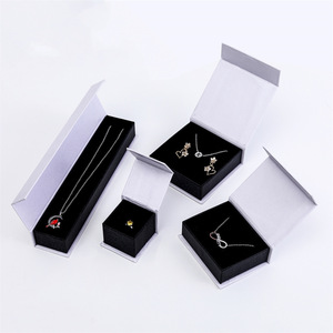 ジュエリーボックスリジッドリジッドボックスイヤリングネックレスリングエンボス印刷 - Product Image 1