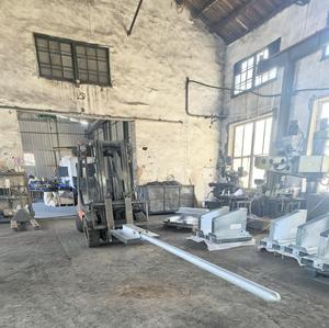 פרונג מטפל גלילי כבד נע נע נע טקסטיל/נייר/פלסטיק. מבנה פלדה מחוזק. מלגזה ציוד לוגיסטי