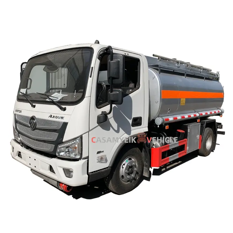 Cina nuovissimo FOTON 4x2 4cbm benzina diesel rifornimento camion serbatoio per la fornitura di carburante e il trasporto