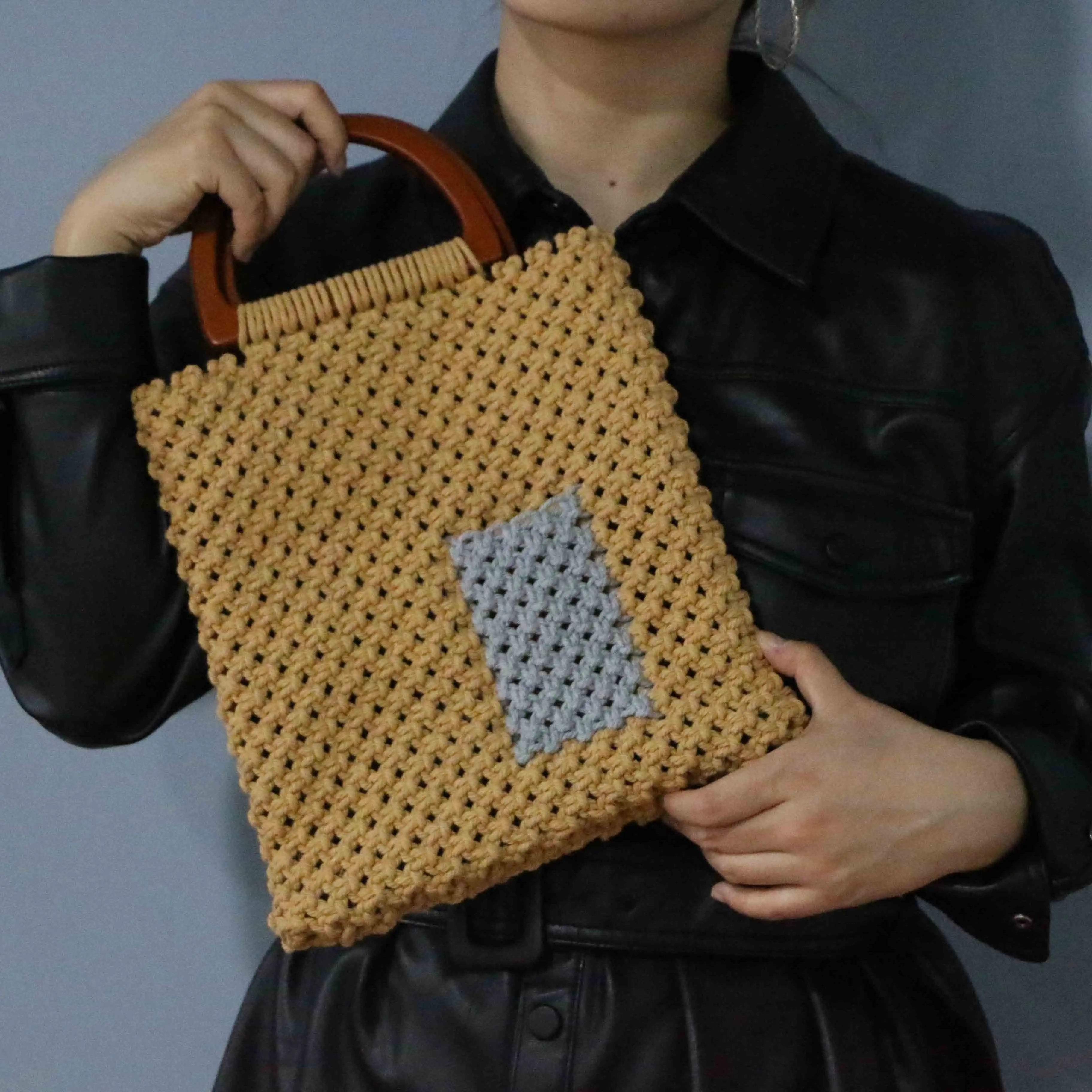 Sacchetto Macrame multi colore tessuti a mano a mano corda di cotone 100% vendita calda di stile Cinese della spiaggia di estate sacchetto del messaggero della borsa tote