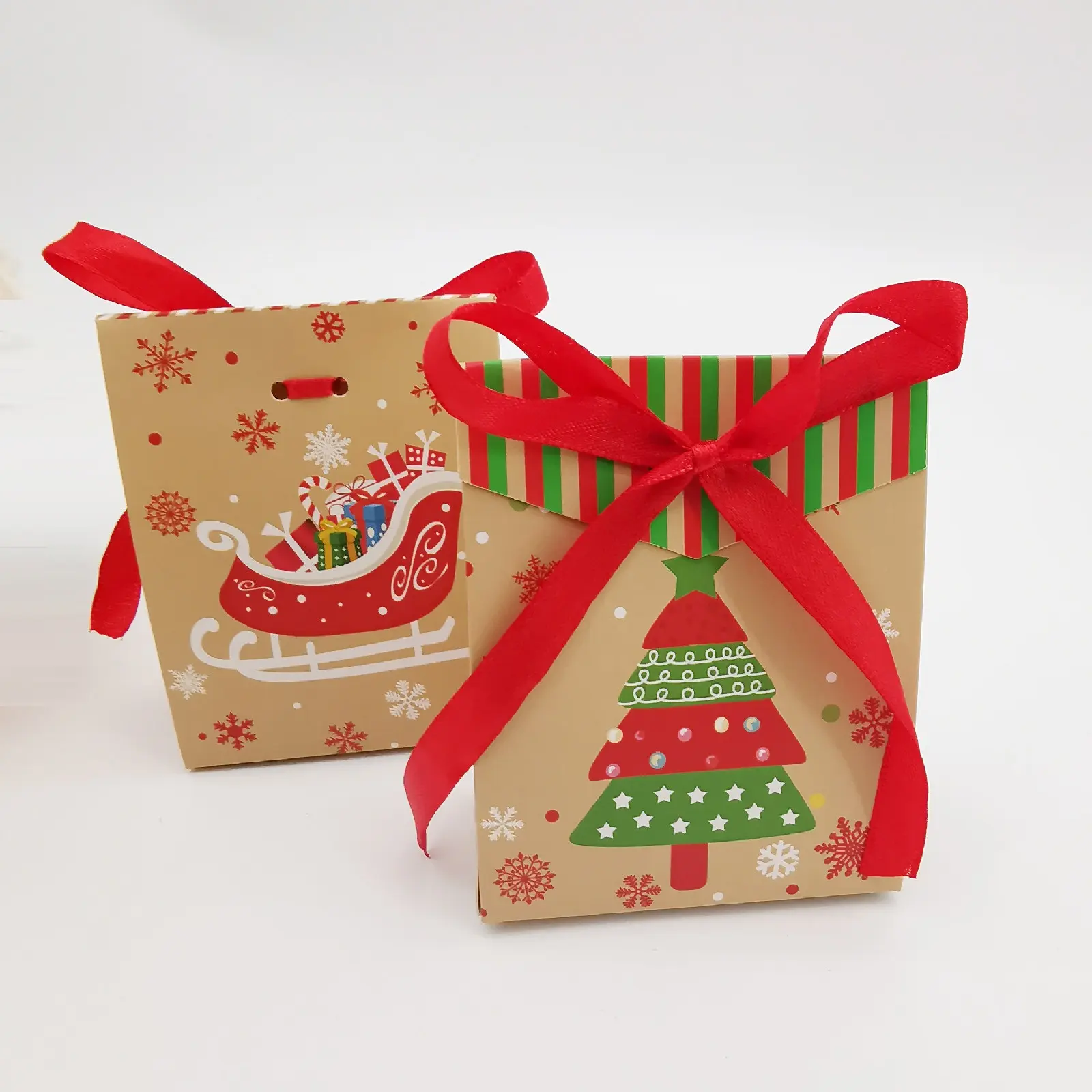 24 pz/set albero di natale alce Cartoon Gift Bag Packaging Candy Box Bag con nastro Holiday Party Gift Handbag decorazione natalizia