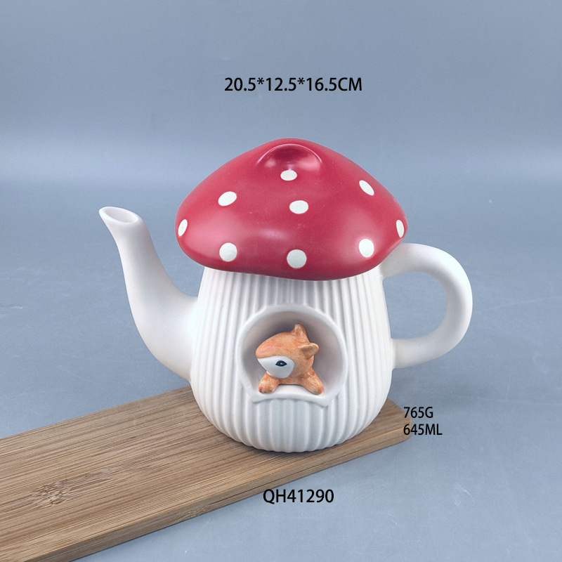 Ceramic squirrel mushroom pot