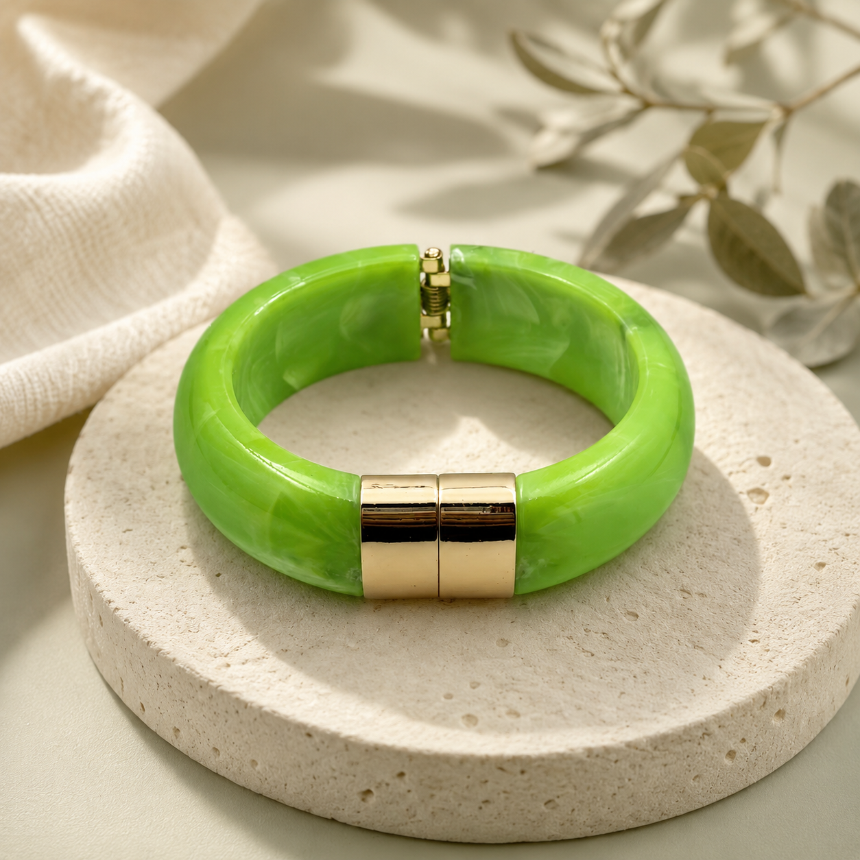 Grass Green Two-Tone