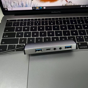 热卖usb-c至USB 3.0*2适配器，带数据传输和音频，用于麦克风和耳机USB C至5 En 1适配器有现货 - Product Image 2