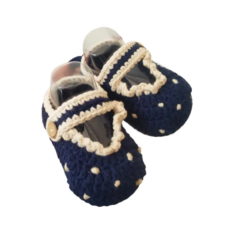 Zapatos de lana de suela blanda para recién nacidos