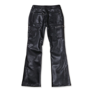 TOPSHOW, venta al por mayor, pantalones acampanados de Pu negro, pantalones apilados de cuero personalizados, pantalones acampanados de cuero de tendencia para hombres - Product Image 2