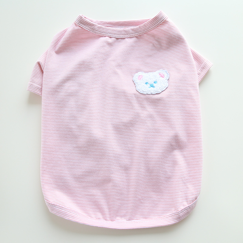 Pink t-shirt style