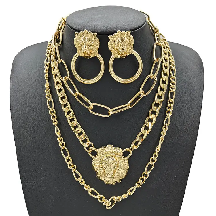 Der neue Listing Name Personal isierte Halsketten Lange Frauen Mode Multi Layer Minimalist Trendy Vergoldete Halskette