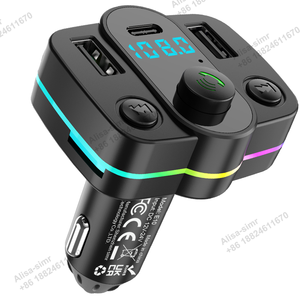 車のMP3プレーヤーFMトランスミッターカラフルなライトレシーバーワイヤレスハンズフリーキットデュアルUSB車の充電器車のmp3プレーヤーBluetooth