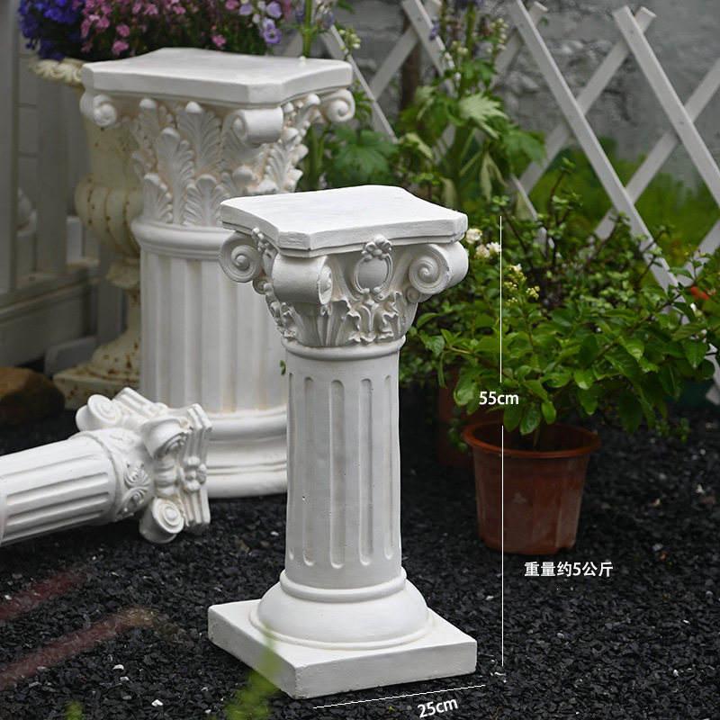 Colonne romaine à dessus carré de 55 cm de haut