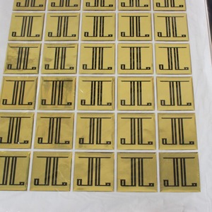 不干胶酒标，塑料瓶防水不干胶标签，廉价酒标 - Product Image 1