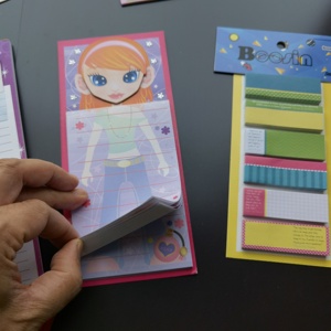 Bloc de notas autoadhesivo con estampado de dibujos animados de animales Kawaii personalizado, Bloc de notas semanal personalizado, listo para usar, nota adhesiva - Product Image 3