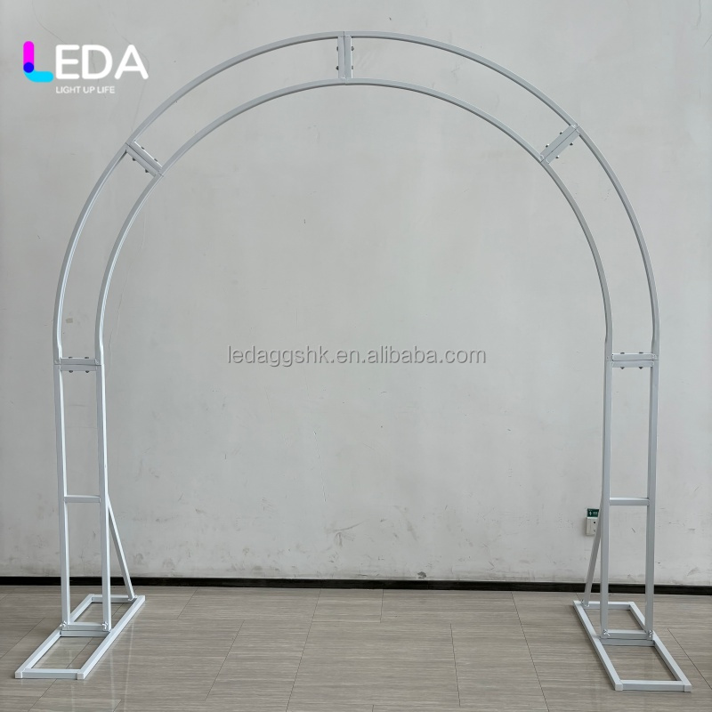 arche en métal