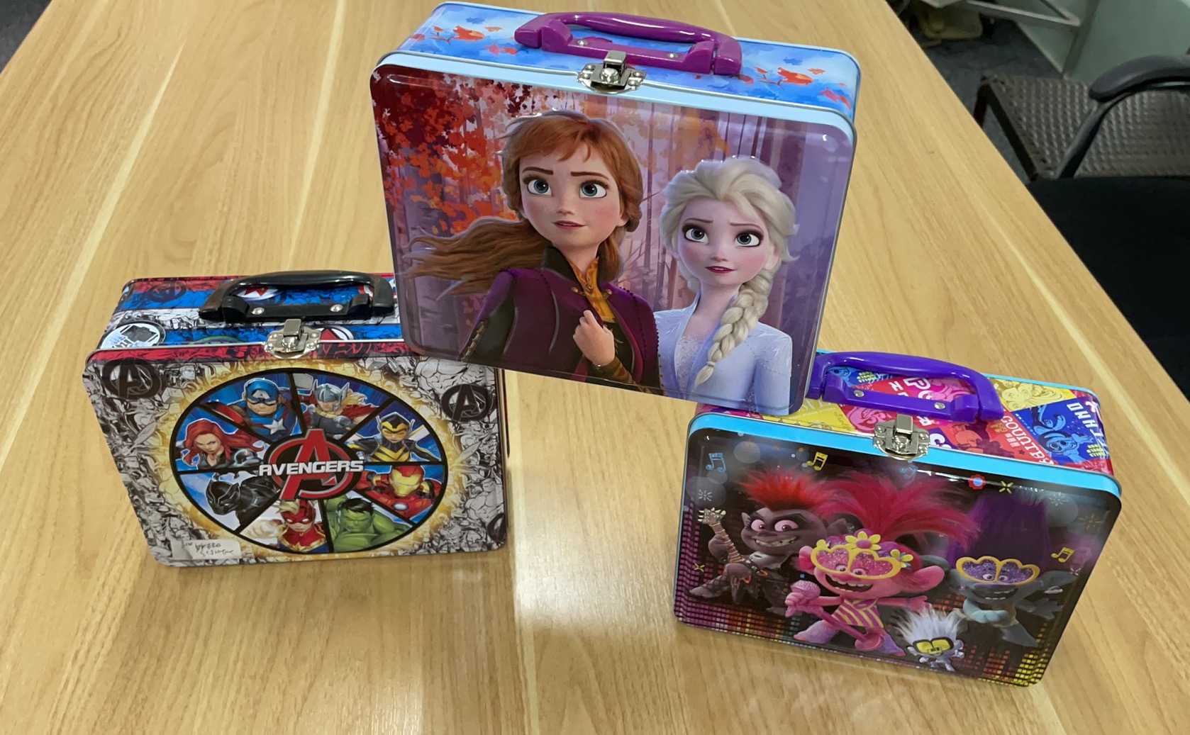 มีสีสัน