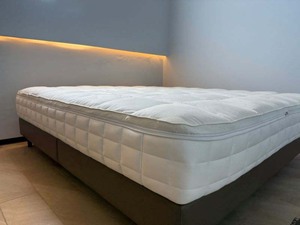 現代的な厚手フォームマットレスプロテクター寝室用リビングルームと学校家庭用家具マットレスパッドベッドカバー