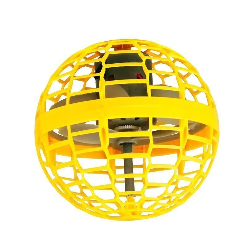 Balle jaune à boucle.