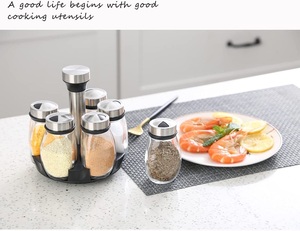 旋转香料架整理器、香料和调味料套装，带空罐的架子，适合橱柜或台面