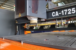 קמל <span class=keywords><strong>cnc</strong></span> עומס כבד <span class=keywords><strong>cnc</strong></span> ופריקת 9kw atc <span class=keywords><strong>cnc</strong></span> נתב מכונת נתב ca2040 רהיטים עובד <span class=keywords><strong>cnc</strong></span> מכונת נתב
