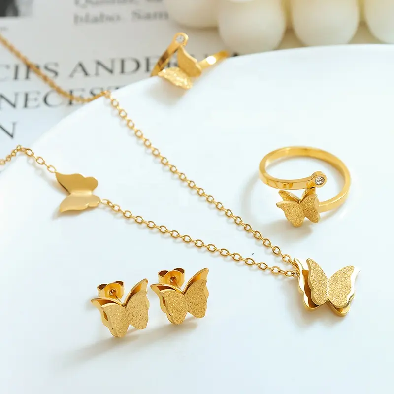 18K banhado a ouro aço inoxidável borboleta colar brincos anéis charme pingente mulheres borboleta jóias conjunto