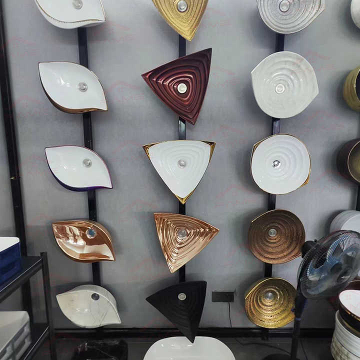 Çin verilen altın sıhhi lavabo küçük banyo lavabo satılık