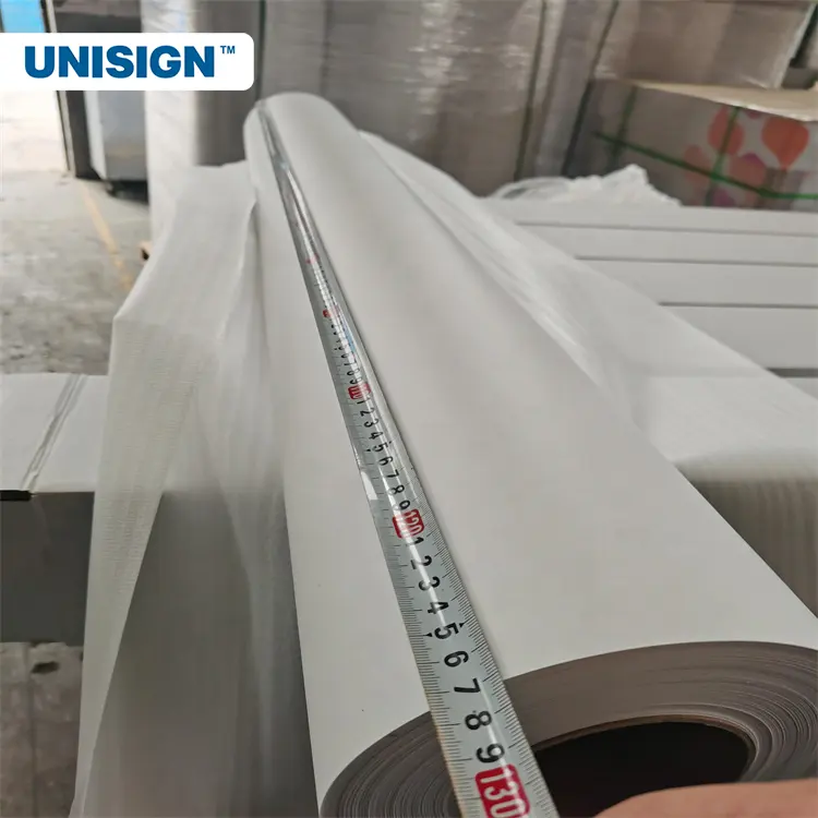 Sıcak satış 120g/140g/160g parlak ve mat PVC yazdırılabilir etiket vinil rulo kendinden yapışkanlı vinil