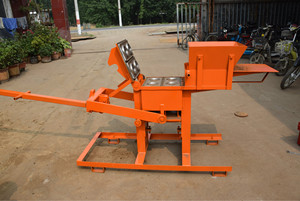 赤粘土インターロッキング圧縮アースブロックレンガ製造機 - Product Image 4