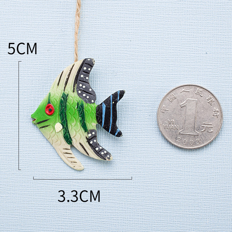 Single spotted fish