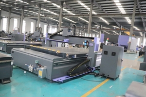 Enrutador CNC Atc 2030 para la fabricación de muebles de madera cambio automático de herramientas enrutador de madera CNC con controlador 3 de marzo AKM2030C - Product Image 6