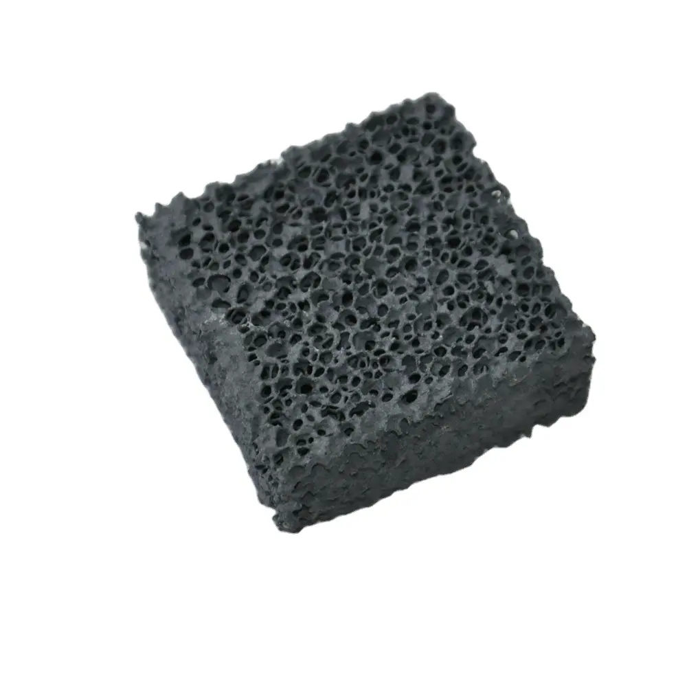 Porous silicon carbide ceramic foam filter