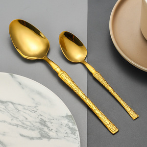 Restaurant Royal Golden Silver ware Spiegel Besteck Gold Edelstahl Besteck mit Palast Stil geprägt Muster gesetzt