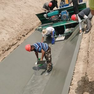 Otomatik şekillendirme hendek su kanalı şekillendirme ve kazma makinesi sulama işleri kanal makinesi - Product Image 1