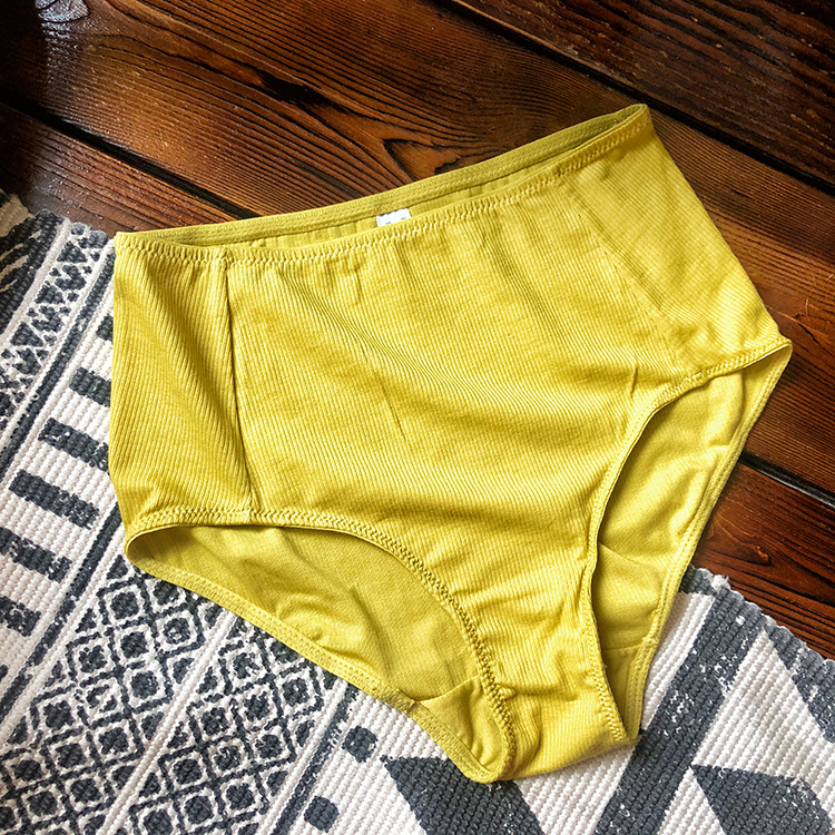 Taille haute jaune citron
