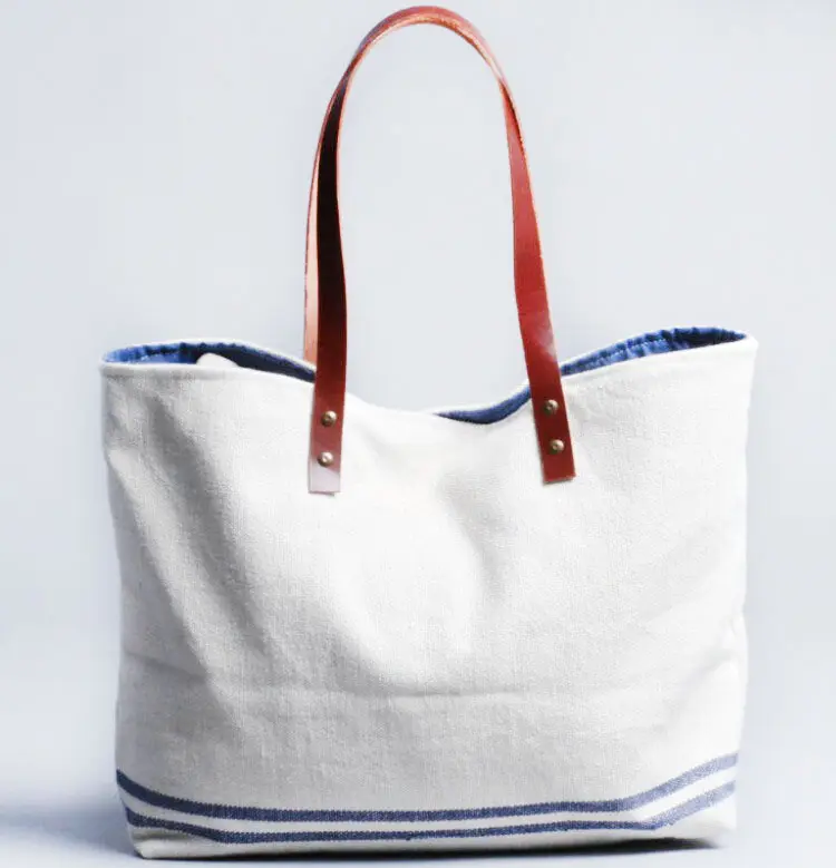2020 फैशन कस्टम छोटे महिला हाथ बैग, चीन कारखाने गर्म बिक्री मिनी चमड़े के बैग, नई उच्च गुणवत्ता के डिजाइन महिलाओं के बैग