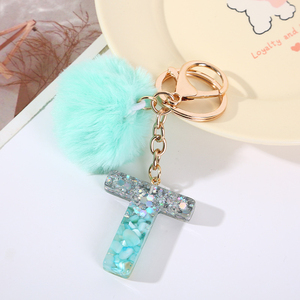 Lagün mavi reçine anahtarlık 26 özel alfabe Charms ile Faux kürk Pom Pom DIY çanta uğuru & araba anahtarı aksesuar gemi hazır - Product Image 3