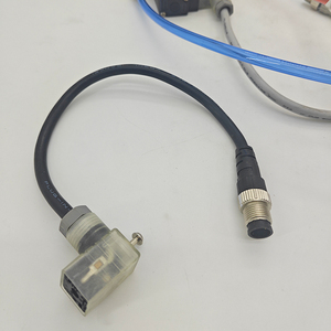 数控4 5轴转台阀VK332YY-50Z-M5-Q和微缸CDU5-5-DCR397GR连接电缆